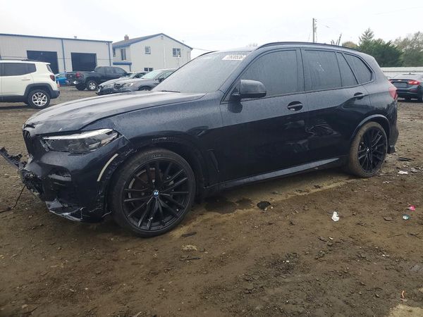 2021 BMW X5 xDrive40i — Front 3/4