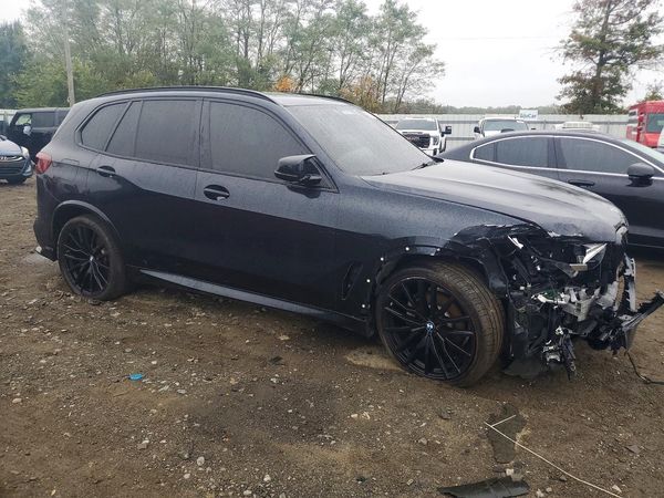 2021 BMW X5 xDrive40i — Passenger 3/4
