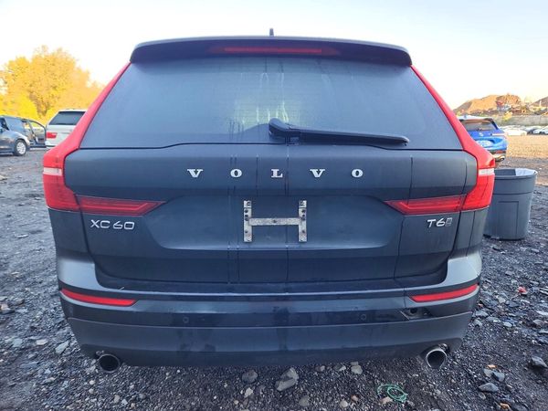 2019 VOLVO XC60 Momentum — DIRR