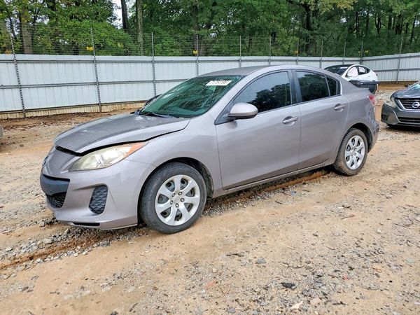 2012 MAZDA 3 Sport/GX — Front 3/4