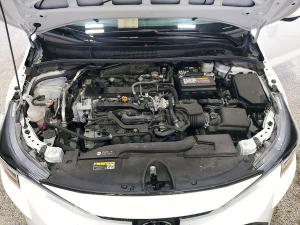 2025 TOYOTA COROLLA LE — Engine bay