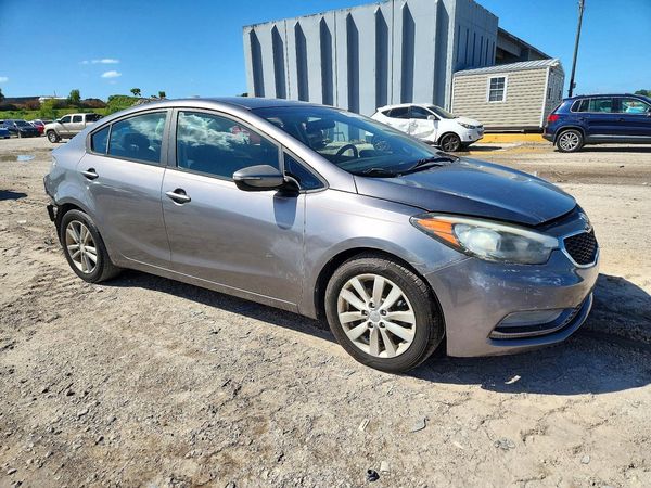 2016 KIA FORTE — Passenger 3/4
