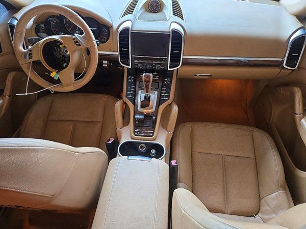 2012 PORSCHE CAYENNE — CKPT