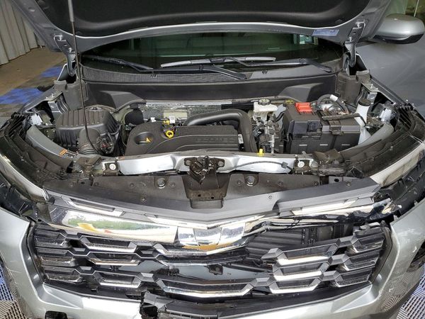 2026 CHEVROLET EQUINOX 2LT — Engine bay