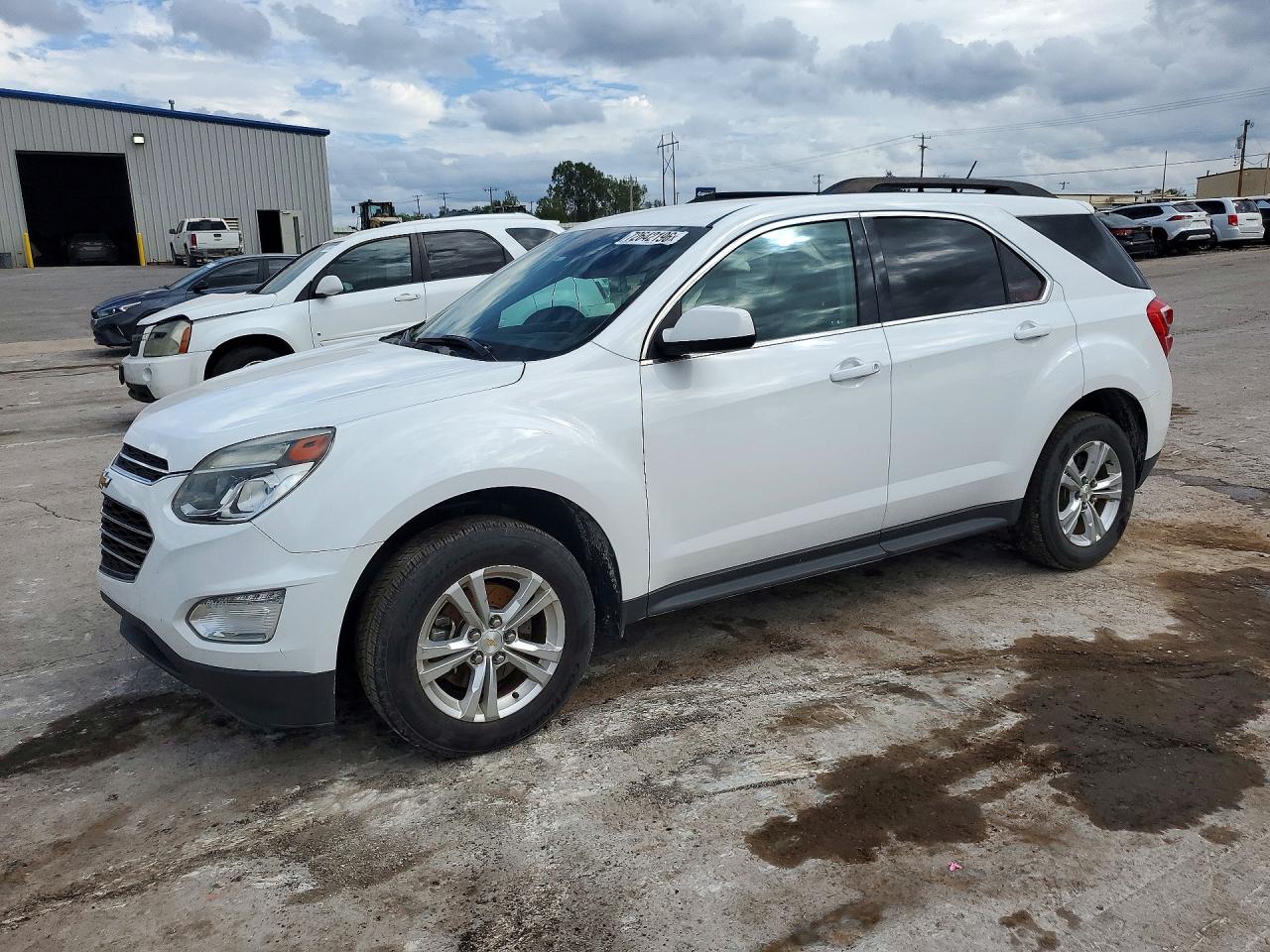 2016 CHEVROLET EQUINOX LT — Front 3/4