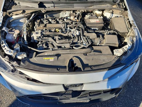 2024 TOYOTA COROLLA — Engine bay