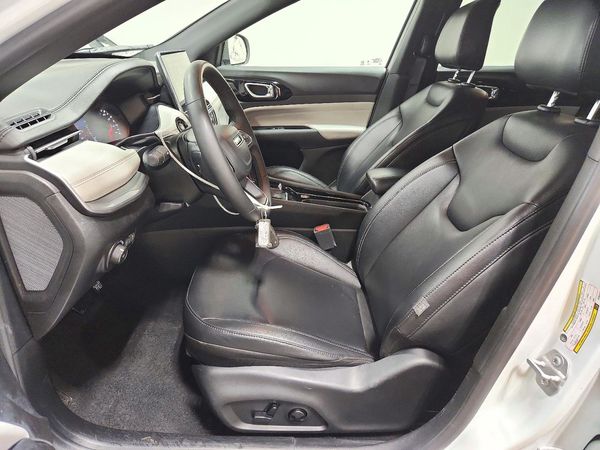 2025 JEEP COMPASS Limited — DENT