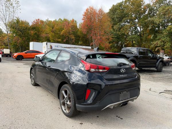 2019 HYUNDAI VELOSTER 2.0L and 2.0L Premium