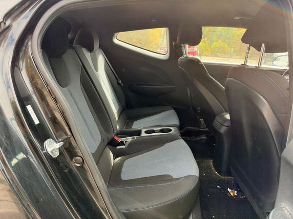 2019 HYUNDAI VELOSTER 2.0L and 2.0L Premium