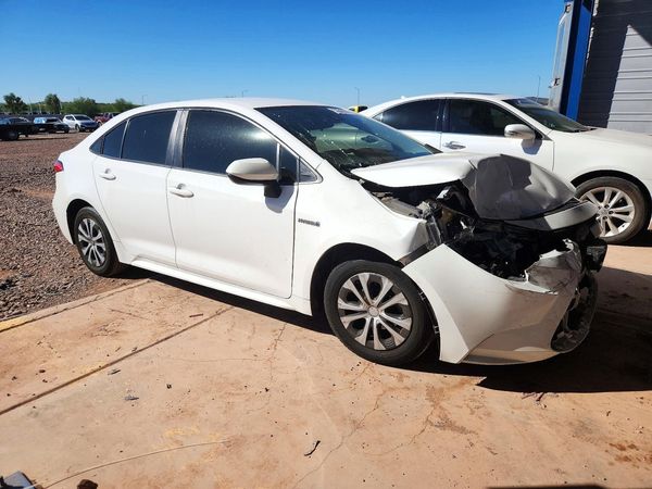 2020 TOYOTA COROLLA LE — Passenger 3/4