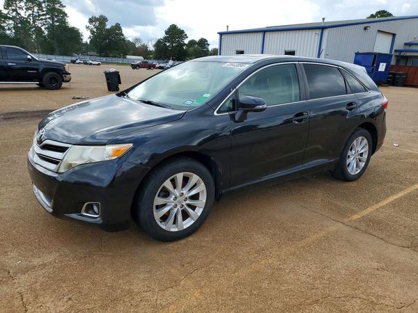 2013 TOYOTA VENZA — Front 3/4