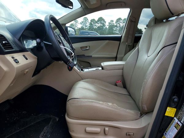 2013 TOYOTA VENZA — DENT
