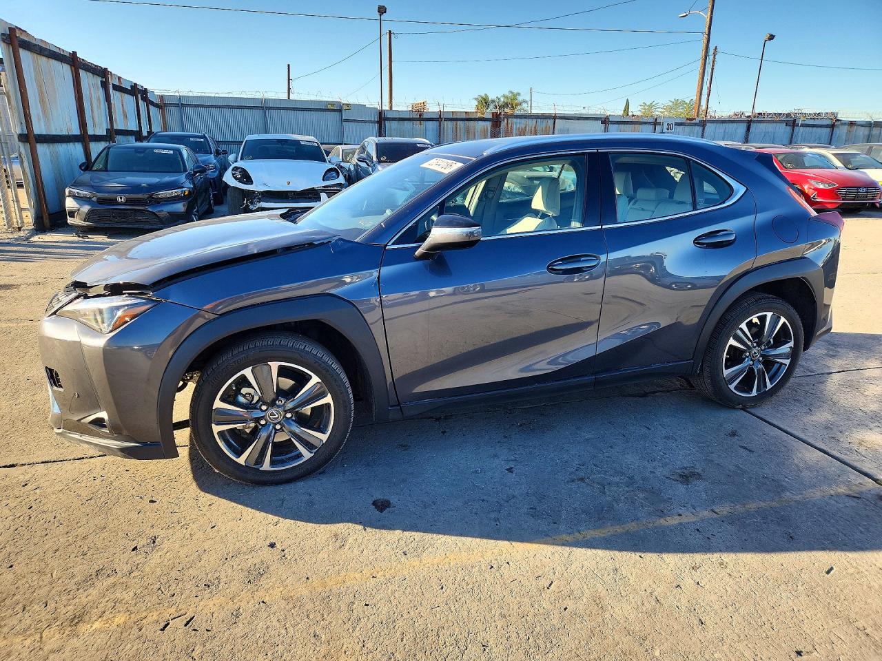 2023 LEXUS UX 250H — Front 3/4