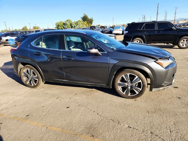 2023 LEXUS UX 250H — Passenger 3/4