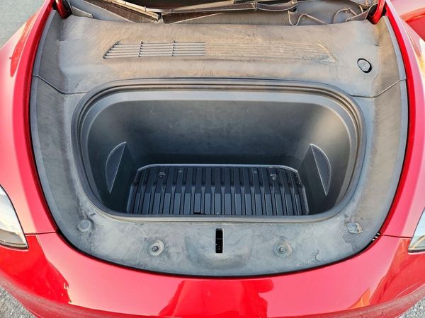 2021 TESLA MODEL Y — Engine bay