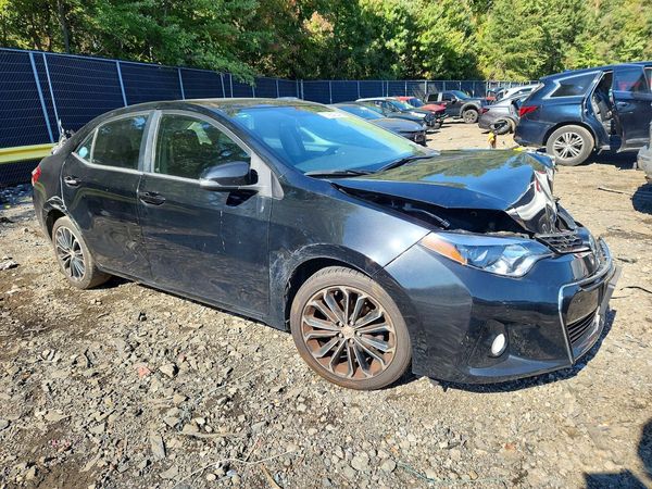 2015 TOYOTA COROLLA L/LE — Passenger 3/4