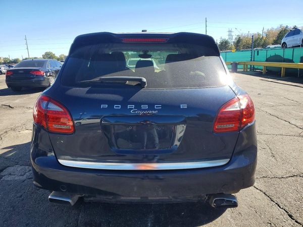2013 PORSCHE CAYENNE — DIRR