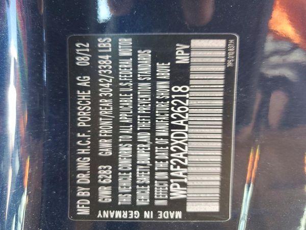 2013 PORSCHE CAYENNE — VINS