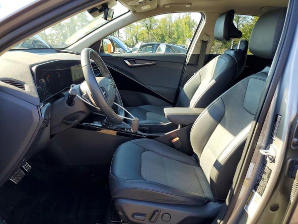 2023 KIA NIRO EX — DENT