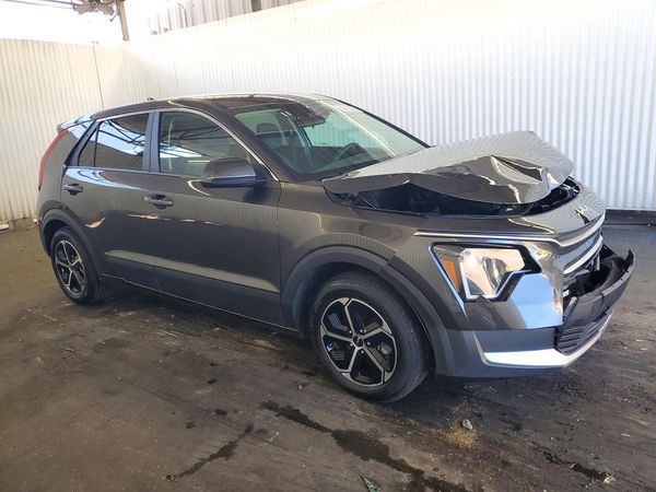 2026 KIA NIRO LX — Passenger 3/4