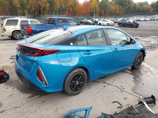 2022 TOYOTA PRIUS — PSRA