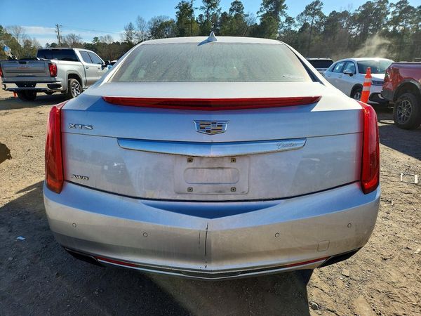 2017 CADILLAC XTS Luxury