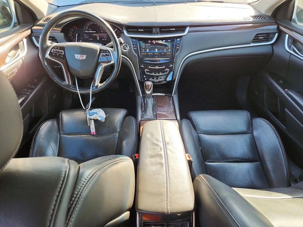 2017 CADILLAC XTS Luxury