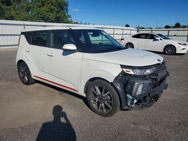2020 KIA SOUL GT-Line — Passenger 3/4