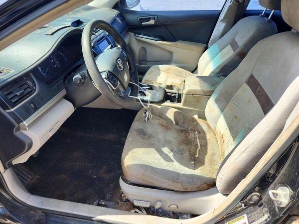 2014 TOYOTA CAMRY — DENT