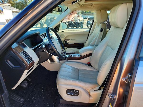 2013 LAND ROVER RANGEROVER HSE — DENT