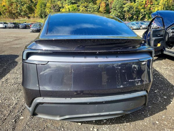 2026 TESLA MODEL Y — DIRR
