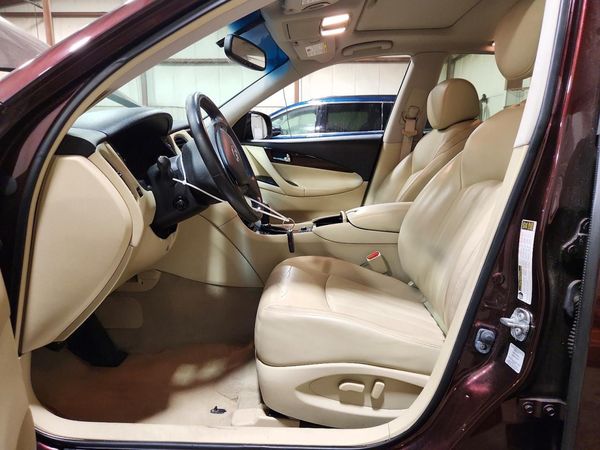 2017 INFINITI QX50 — DENT