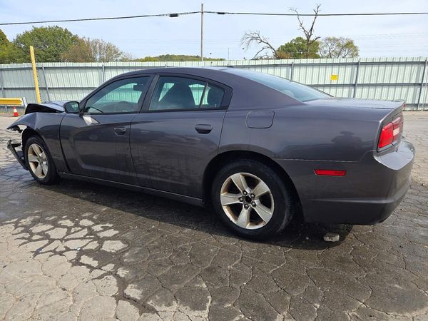 2013 DODGE CHARGER SE — DSRA