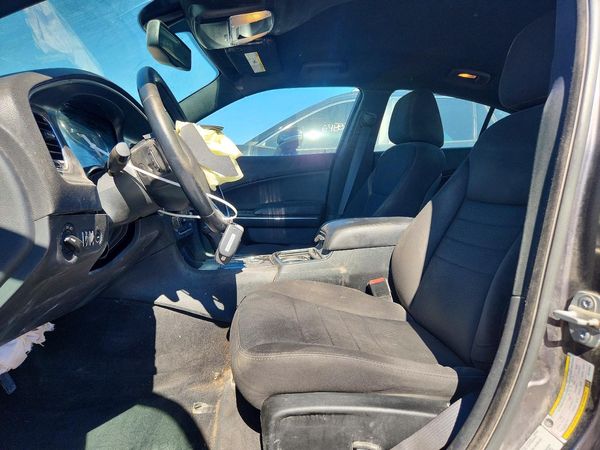 2013 DODGE CHARGER SE — DENT
