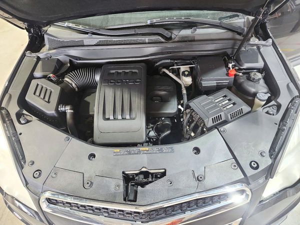 2015 CHEVROLET EQUINOX 1LT — Engine bay