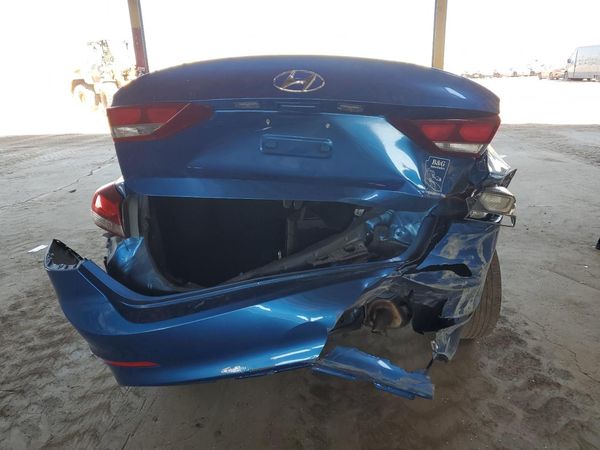 2017 HYUNDAI ELANTRA SE Base