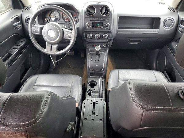 2016 JEEP PATRIOT LATITUDE 4X4 — CKPT