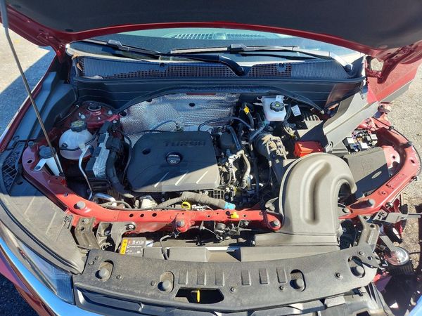 2025 CHEVROLET TRAILBLZR LS — Engine bay