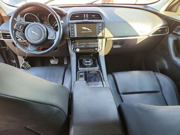 2018 JAGUAR F-PACE Premium — CKPT