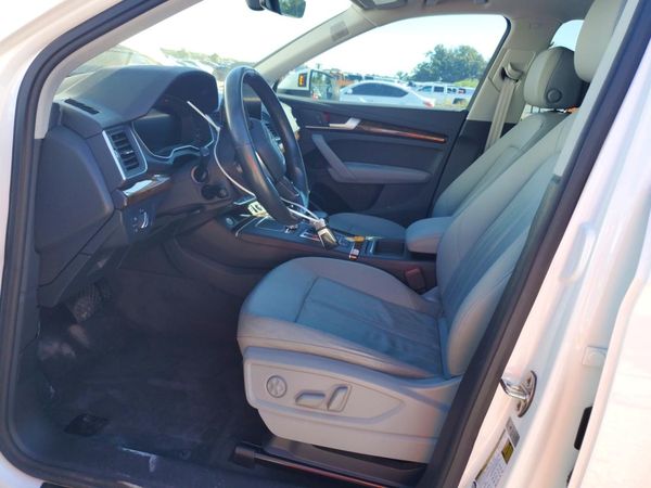 2018 AUDI Q5 quattro Premium Plus — DENT