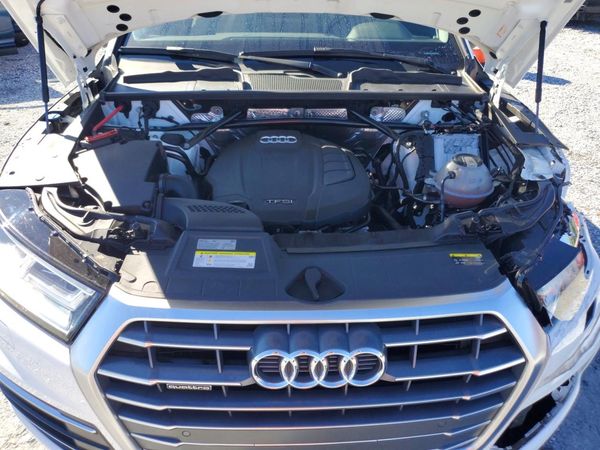 2018 AUDI Q5 quattro Premium Plus — Engine bay