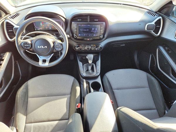 2023 KIA SOUL LX, S — CKPT