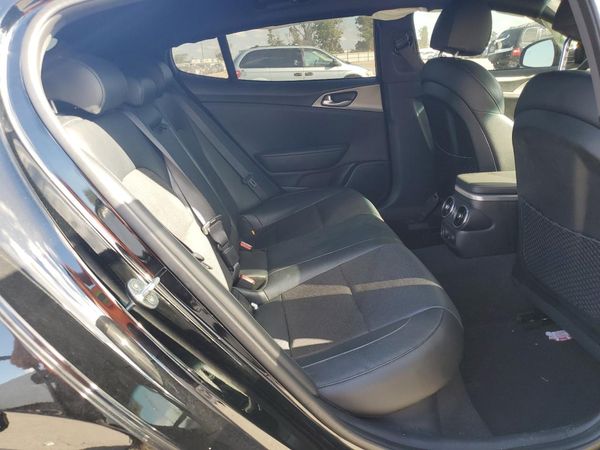 2019 KIA STINGER GT