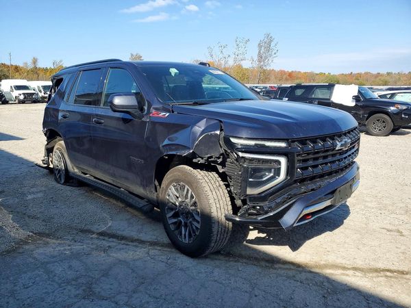 2025 CHEVROLET TAHOE Z71 — Passenger 3/4