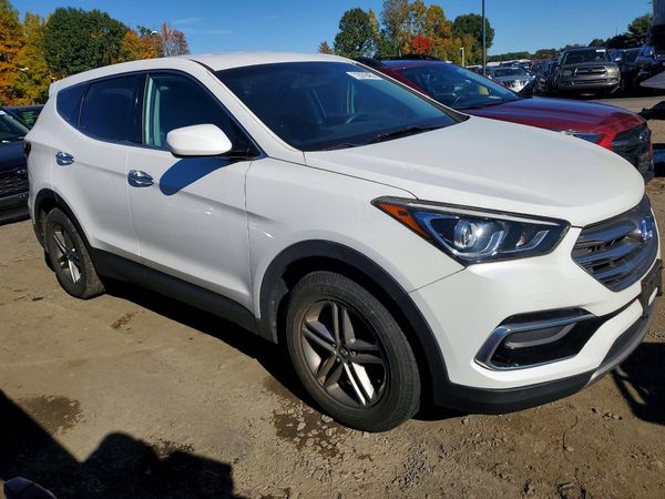 2017 HYUNDAI SANTA FE Base — Passenger 3/4