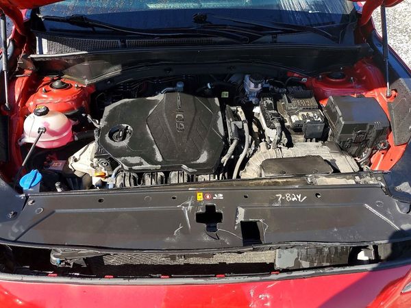 2023 HYUNDAI SANTA FE SEL — Engine bay