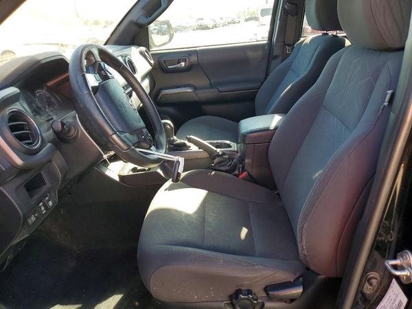 2017 TOYOTA TACOMA