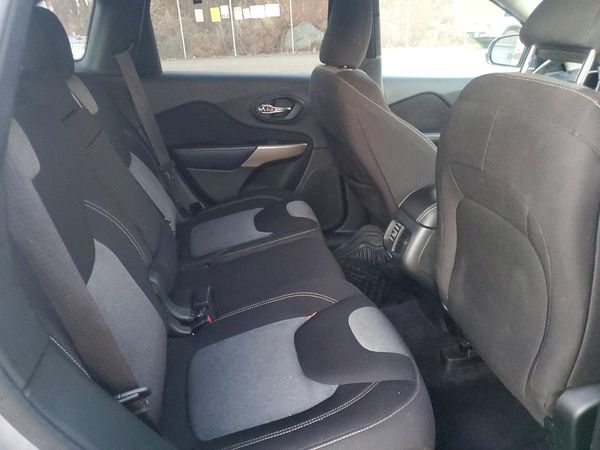 2018 JEEP CHEROKEE