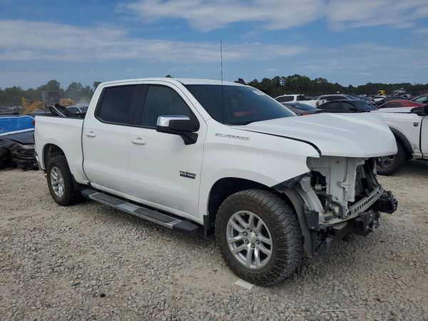 2019 CHEVROLET SILVERADO LT — Passenger 3/4