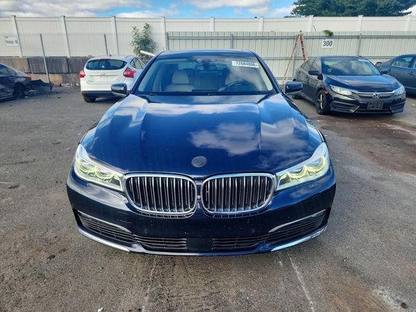 2018 BMW 750 xDrive — DIRF